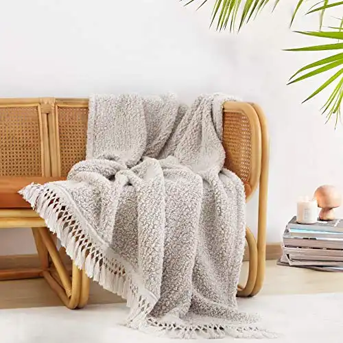 Ultra Soft Cozy Sherpa Throw Blanket with Tassel, Light Weight Warm Decorative 2 Tones Ombre Light Brown Pattern Reversible Boho Style Blanket for Sofa, Couch, Bedroom,Travel, 50 x60